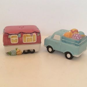 EASTER!Tag Easter Farm Truck&Camper Salt&Pepper Shaker/Spring Holiday/Ea…